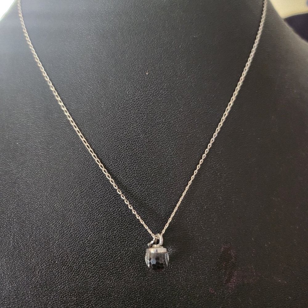 925 Sterling Silver necklace with pendant